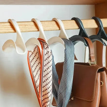 Stackable Plastic Wardrobe Hanger Hooks