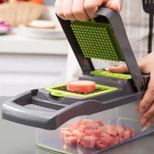 Wave Pattern Vegetable Cutter