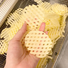 Wavy Vegetable Cutter