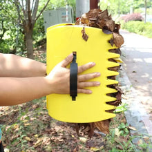 Ergonomic Garden Leaf Scoops
