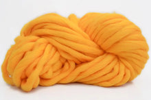 Super Bulky Arm Knitting Wool Roving Knitted Blanket Chunky Wool Yarn Super Thick Yarn For Knitting/Crochet/Carpet/Hats