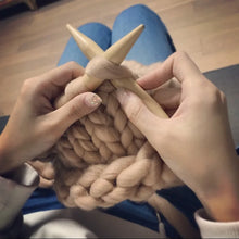 Super Bulky Arm Knitting Wool Roving Knitted Blanket Chunky Wool Yarn Super Thick Yarn For Knitting/Crochet/Carpet/Hats