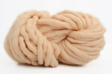 Super Bulky Arm Knitting Wool Roving Knitted Blanket Chunky Wool Yarn Super Thick Yarn For Knitting/Crochet/Carpet/Hats