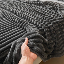 Luxurious Double-Sided Faux Rabbit Fur Throw Blanket - Cozy Striped Flannel, Soft And Warm for Naps, Office, Camping, Sofa - Versatile Polyester Bed Cover, Perfect Christmas Gift