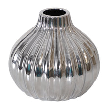 XIYA FLOWER Unique Geometric Vase Modern and Minimalist Style Ceramic Craftsmanship Gold Silver Festival Home Decor