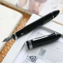 Pluma estilográfica de resina con émbolo triangular Majohn V60, punta EF/F, pluma de escritura, suministros de papelería para escuela, oficina y negocios, pluma de regalo