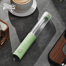 Juego de espumador de leche eléctrico para café Bincoo con taza, mezclador de espuma de leche, taza para arte latte de 300/450 ml
