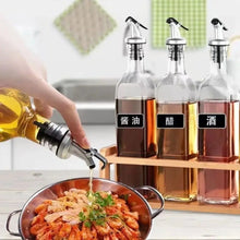 1/3/5Pcs ABS Oil Bottle Stopper Lock Good Sealing Press Design Wine Pourers Kitchen Bar Tool Silicone Rubber Olive Oil Sprayer