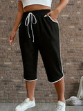 Women's Plus Size Contrast Stretch Cropped Pants with Functional Pockets