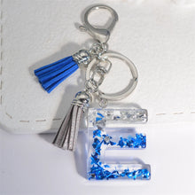 Llaveros creativos de resina de 26 letras con borla, accesorios de moda con iniciales, lentejuelas, color azul y plateado, colgante para bolso