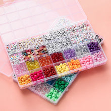Caja con 840 piezas: cuentas de letras acrílicas redondas y planas de 7 mm, cuentas espaciadoras cuadradas y cuentas tipo pony de colores de 9 mm, kit de suministros para hacer joyería DIY