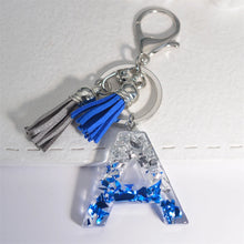 Llaveros creativos de resina de 26 letras con borla, accesorios de moda con iniciales, lentejuelas, color azul y plateado, colgante para bolso