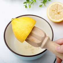 Beech Lemon Juicer Manual Solid Wood Lemon Cone Juicer Orange Lemon Press Lemon Juice Squeezing Tool